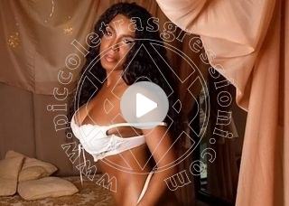 Video girls kamilla brasiliana napoli
